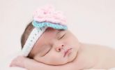 TIARINHA NEWBORN COM FLOR GRANDE