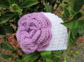 TOQUINHA NEWBORN COM FLOR GRANDE